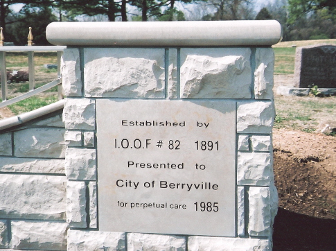 cemetery-media\Berryville Memorial Park Berryville Carroll AR 2