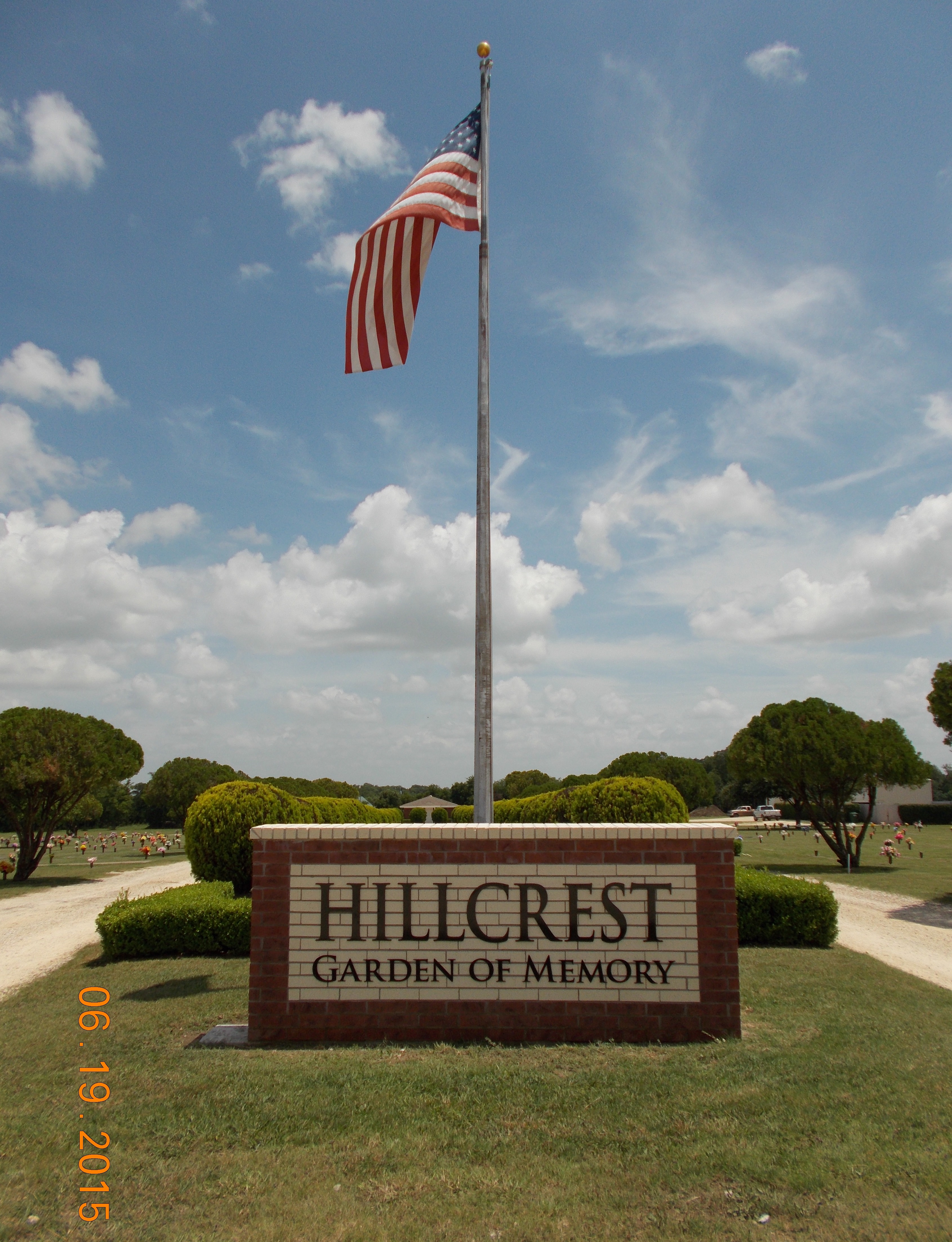 cemetery-media\Hillcrest Garden of Memory