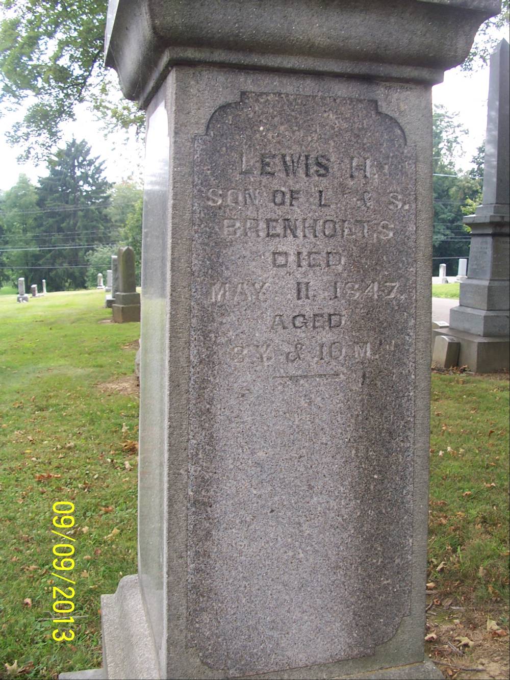 gravestones\BRENHOLTS Lewis H d1847