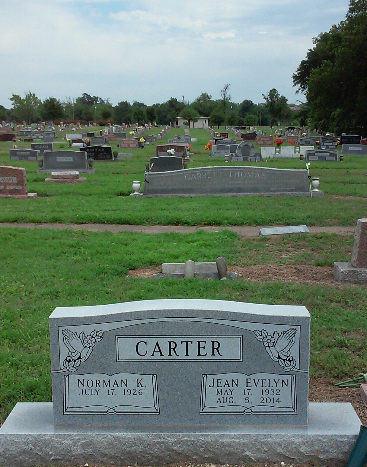 gravestones\CARTER Jean Evelyn d2014