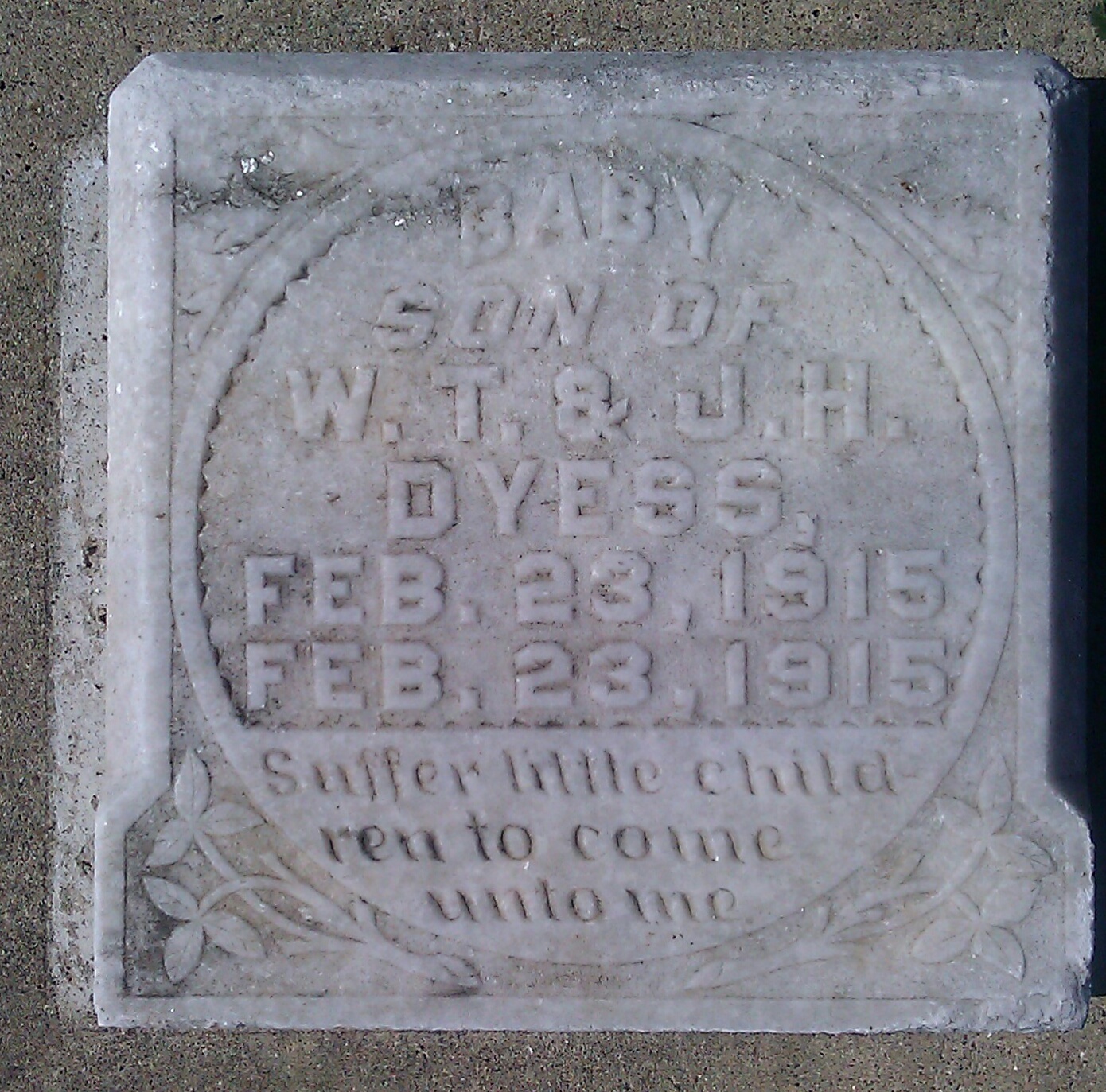 gravestones\DYESS Infant Son d1915