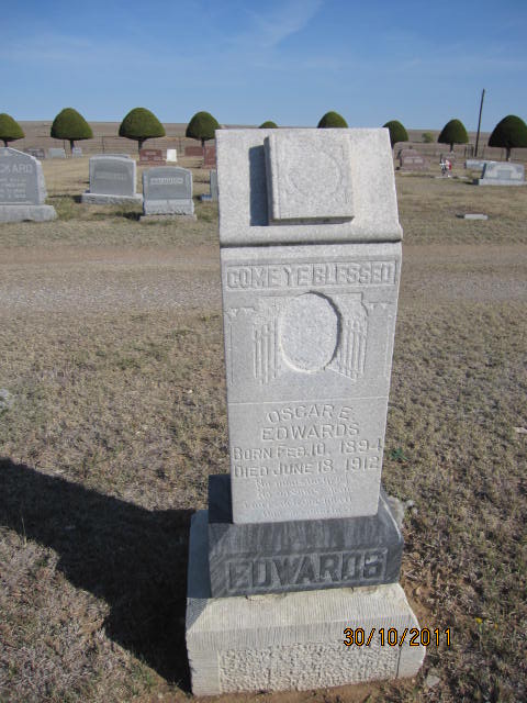 gravestones\EDWARDS Oscar Ernest