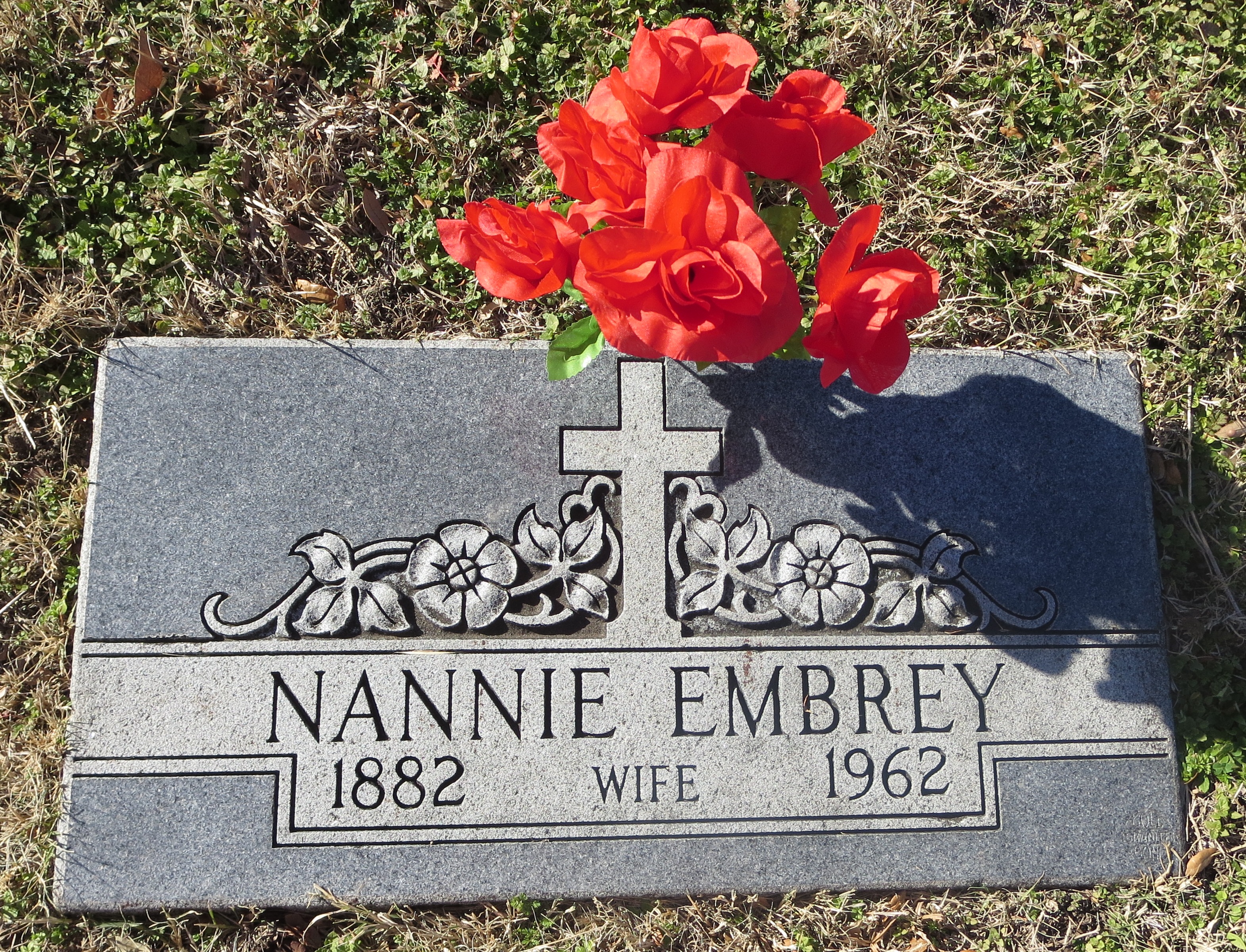 gravestones\EMBREY Nannie