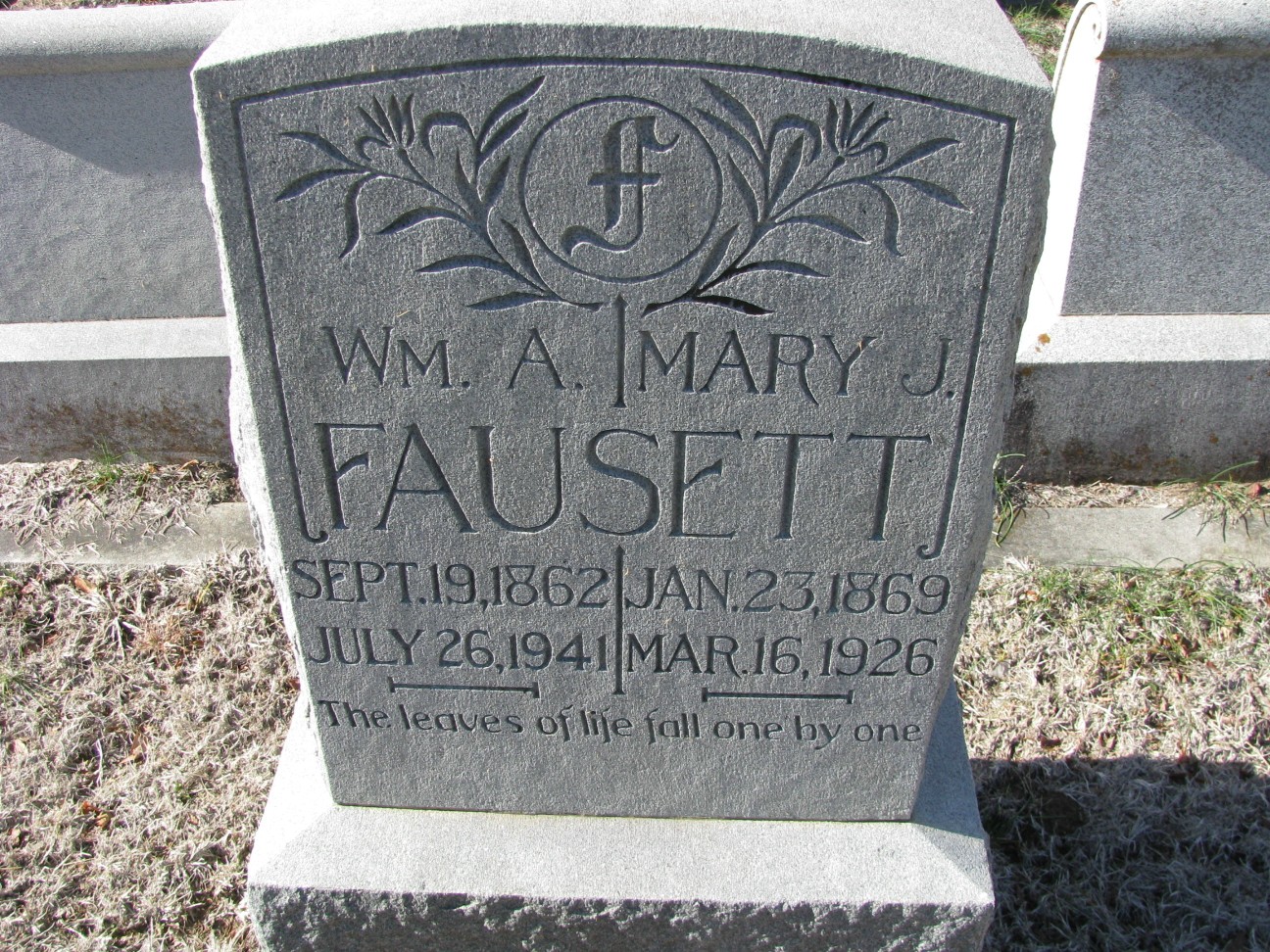 gravestones\FAUSETT WA and Mary