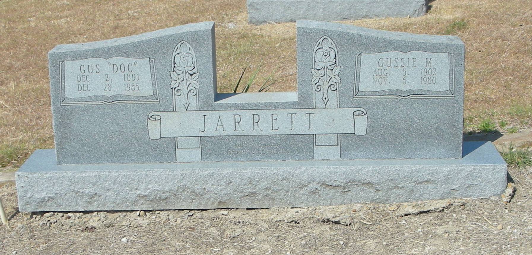 gravestones\JARRETT Gus and Gussie