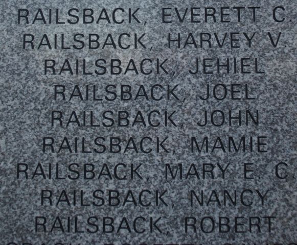 gravestones\RAILSBACK Everett thru Robert