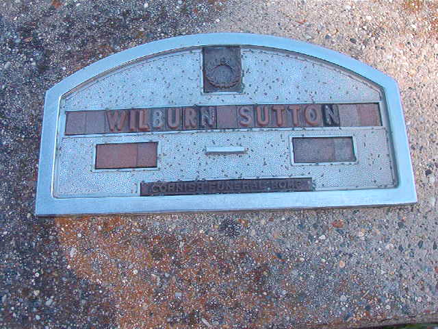 gravestones\SUTTON Wilburn d1933