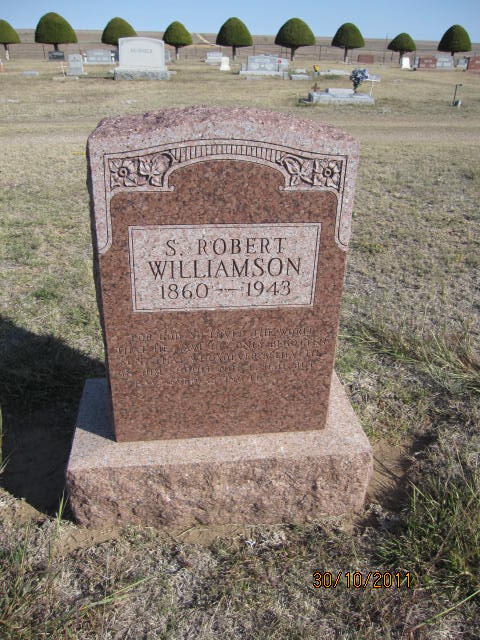 gravestones\WILLIAMSON S Robert