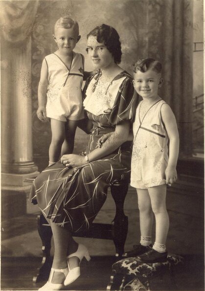 Henry Price's wife and children